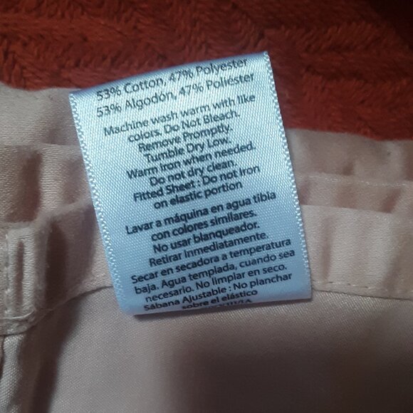 Hotel Style Light Pink King Size Cotton Sateen Blend Sheet Set - Picture 4 of 4